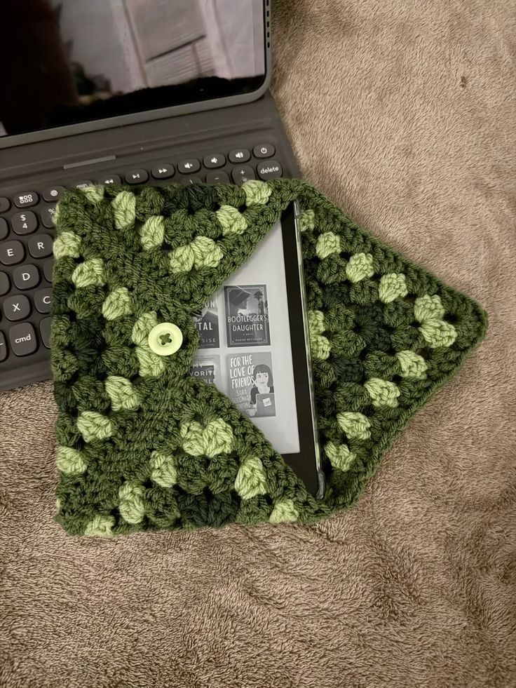 Crochet Granny Square Envelope Pouch: A Beautiful Green Handmade Sleeve